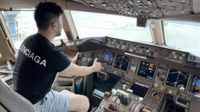 アメリカン航空777-300ERで行くマイアミ！席だけファーストクラス　JFK-MIA