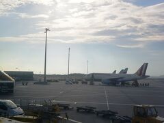 サラエボから約1時間のフライトでウィーン国際空港に到着。