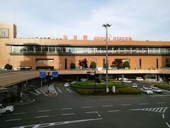 ぼんやりしていて、乗車を考えていた山形新幹線に乗り遅れました。
温泉にも入りたいのですが、魔法のとける時間が迫っています。
駅前からバスに乗って仙台へ向かいました。

気になっていたふたつの駅。大忙しでしたが、大満足旅です。
