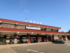 宮島口駅から少し歩いてフェリー乗り場へ。

