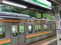 この日は、朝早くに群馬の山奥の草津を出発して、在来線(各停・特急の両方)を乗り継いで夜までに山梨県まで移動するので、青春18きっぷを使うなら朝からどの電車に乗って…というのをちゃんと計画しないとゴールに到着出来ない!と思って、事前に草津温泉バスターミナル発のバスから計画。

8:53 長野原草津口駅　→　10:06 新前橋駅　
吾妻線で移動です。