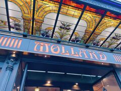 夜はまたまた主人の仕事仲間と一緒にディナーへ。

MOLLARD

美味しいシーフードが食べられるお店。