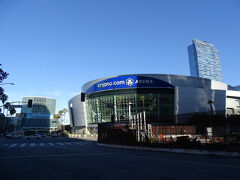 手前にあるのはNBAロサンゼルス・レイカーズのホームであるcrypt.com ARENA。
自分が住んでいた当時はStaples Centerという名前だった。